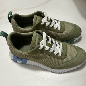 Hermes Bouncing Sneakers